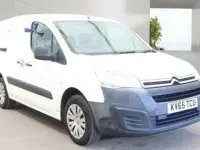 Used Citroën Berlingo 90 HP (66 kW) 2015 White MPV