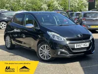 Used Peugeot 208 Allure 80 HP (58 kW) 2017 Black Hatchback