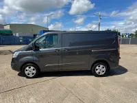 Used Ford Transit Custom Limited 130 HP (95 kW) 2017 Grey Van