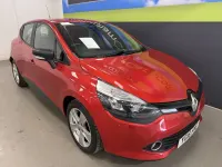 Used Renault Clio Play 75 HP (55 kW) 2016 Red Hatchback
