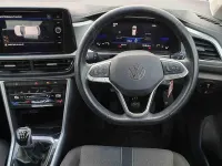 Used VW T-Roc Life 110 HP (80 kW) 2022 Blue SUV