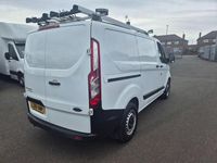 Begagnad Ford Transit Custom 105 HK (77 kW) 2018 Vit Van