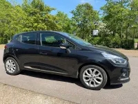 Used Renault Clio Dynamique 75 HP (55 kW) 2017 Black Hatchback