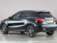 Usado Mercedes GLA180 Urban 2018 Preto SUV