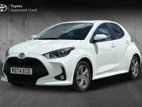 Used Toyota Yaris 116 HP (85 kW) 2024 White Hatchback