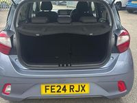 Used Hyundai i10 Premium 84 HP (61 kW) 2023 Blue Hatchback