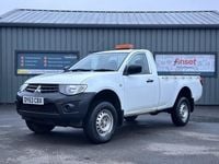 Used Mitsubishi L200 134 HP (98 kW) 2013 White Pickup