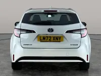 Used Toyota Corolla 140 HP (102 kW) 2022 White Estate