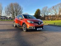 Used Renault Captur Dynamique 90 HP (66 kW) 2014 Orange/cream SUV