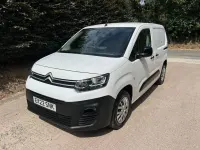 Used Citroën Berlingo 100 HP (73 kW) 2022 White MPV