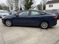 Used Ford Mondeo Style 150 HP (110 kW) 2017 Blue Hatchback