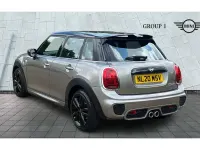 Używany Mini Cooper S Sport 192 KM (141 kW) 2020 Srebrny Hatchback
