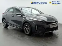 Usado Kia XCeed 2023 Gris SUV