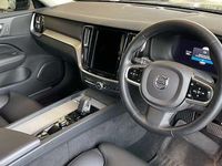 Usado Volvo V60 Plus 161 HP (118 kW) 2023 Preto Carrinha