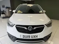 Used Vauxhall Crossland X S 110 HP (80 kW) 2019 White SUV