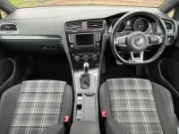 Second-hand VW Golf VII GTD 180 CP (132 kW) 2016 Gri Break