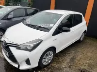 Used Toyota Yaris Active 101 HP (74 kW) 2016 White Hatchback