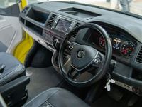 used VW Transporter 2.0 TDI BMT 150 Edition Kombi Van DSG
