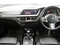 Used BMW 118 M Sport 138 HP (101 kW) 2020 Red Hatchback