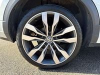 Used VW T-Roc R-line 150 HP (110 kW) 2019 White SUV