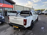 Used Isuzu D-Max 2017 White Pickup