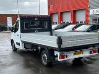 Used Renault Master Business 145 HP (106 kW) 2023 White MPV