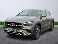 Usado Mercedes GLA200 Executive 150 HP (110 kW) 2025 Cinzento SUV