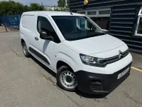 Used Citroën Berlingo 100 HP (73 kW) 2023 White MPV
