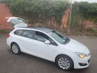 Used Vauxhall Astra Design Edition 134 HP (98 kW) 2016 White Estate