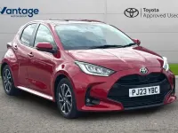 Used Toyota Yaris Design 113 HP (83 kW) 2023 Red Hatchback
