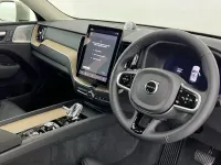 Używany Volvo XC60 Ultra 247 KM (181 kW) 2025 Złoty SUV