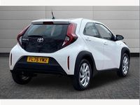 Used Toyota Aygo X PURE 72 HP (52 kW) 2025 White SUV