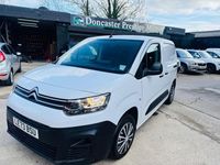 Used Citroën Berlingo 100 HP (73 kW) 2023 White MPV