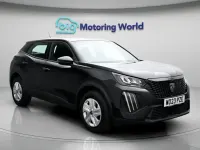 Begagnad Peugeot 2008 Active 101 HK (74 kW) 2023 Svart SUV