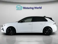 Used Vauxhall Astra S 129 HP (94 kW) 2024 White Hatchback