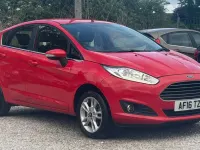 Used Ford Fiesta Zetec 82 HP (60 kW) 2016 Red Hatchback