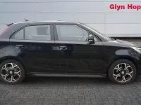 Used MG MG3 Exclusive 106 HP (77 kW) 2024 Black Hatchback