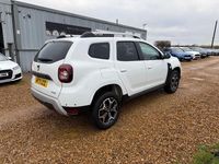 Used Dacia Duster Prestige 100 HP (73 kW) 2021 White Hatchback