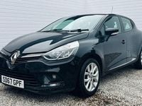 Used Renault Clio IV Dynamique 2017 Black Hatchback