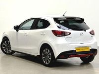 Used Mazda 2 Inclusive 90 HP (66 kW) 2017 White Hatchback