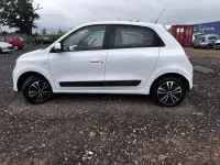 Used Renault Twingo Play 70 HP (51 kW) 2016 White Hatchback