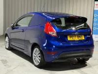 Used Ford Fiesta Sport 93 HP (68 kW) 2017 Blue Van