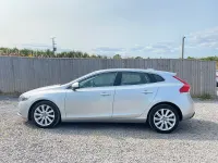Used Volvo V40 SE Lux 115 HP (84 kW) 2014 Silver Hatchback