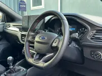 Used Ford Focus ST-Line 125 HP (91 kW) 2022 Grey Hatchback