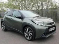 Używany Toyota Aygo X 72 KM (52 kW) 2023 Zielony SUV
