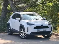 Used Toyota Yaris Hybrid Design 116 HP (85 kW) 2022 White Estate