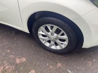 Used Nissan Note Acenta 2015 White Hatchback