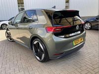 Used VW ID.3 Pro 150 kW (204 HP) 2025 Green Hatchback