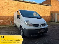 Usado Renault Trafic 115 HP (84 kW) 2013 Branco Monovolume