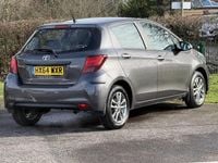 Used Toyota Yaris 99 HP (72 kW) 2014 Grey Hatchback